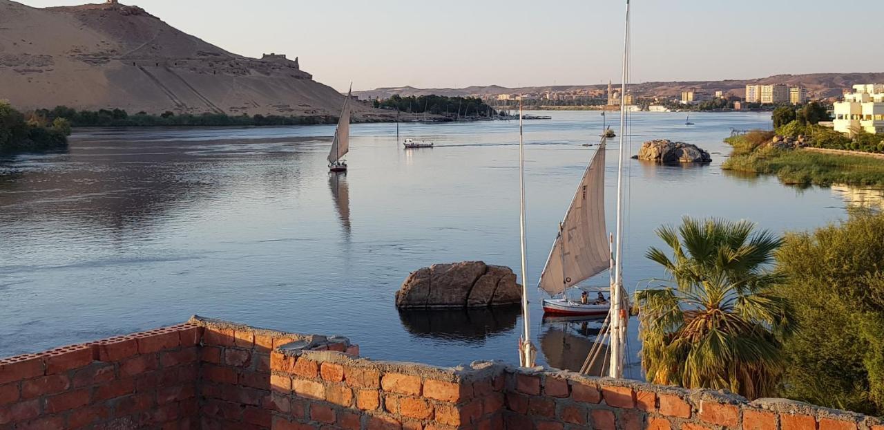 Taharka Nubian House Bed & Breakfast Aswan Exterior photo