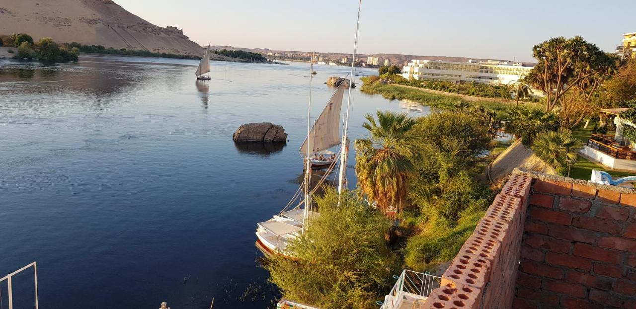 Taharka Nubian House Bed & Breakfast Aswan Exterior photo
